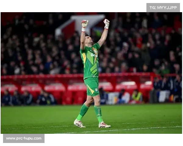 专访维拉门将马丁内斯：谈本赛季扑救成功率的提升与防守指挥经验