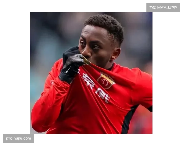 上海海港外援加布里埃尔确诊右膝髌骨肌腱断裂，赛季报销几成定局